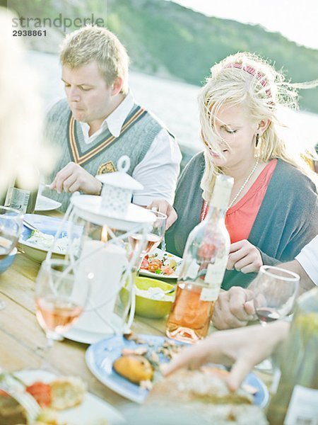 Eine Dinner-Party am Meer Schweden.