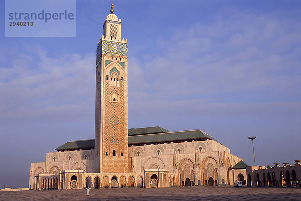 Die Große Moschee (Grande MosquÈe Hassan II) in Casablanca  Marokko  Afrika
