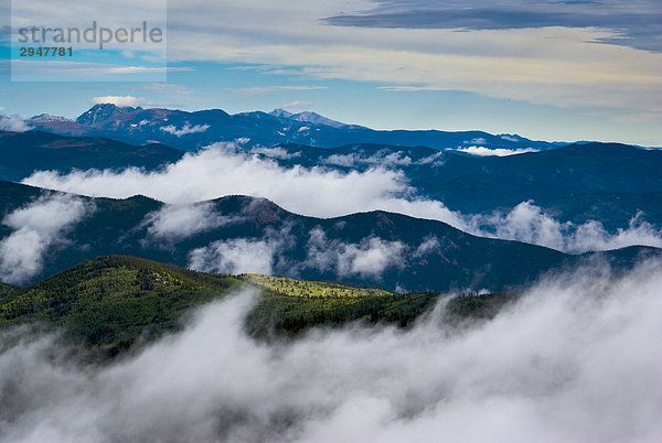 Gewitterwolken brechen über Mt Evans  Colorado