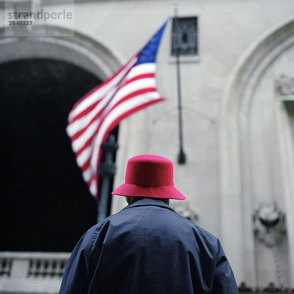 Lady tragen rote Hut  New York City