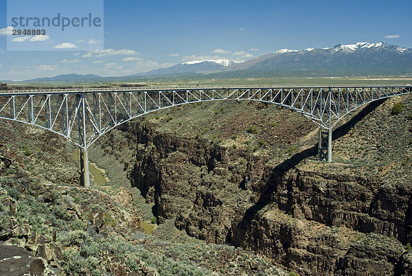 Rio Grande Gorge Bridge  Taos  New Mexico