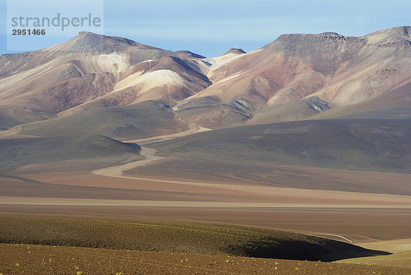 Der Cerro de Siete Colores (Berg der Sieben Farben)  Hochland von Uyuni  Bolivien