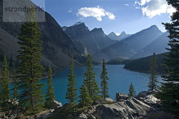 Moraine Lake  Valley Of The Ten Peaks  Banff Nationalpark  Alberta  Kanada
