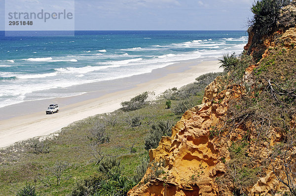 Sandformation am Red Canyon und 75-Mile-Beach  Sandinsel Fraser Island  Queensland  Australien
