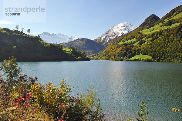 Landschaftlich schön landschaftlich reizvoll Berg Alpen Herbst Schweiz