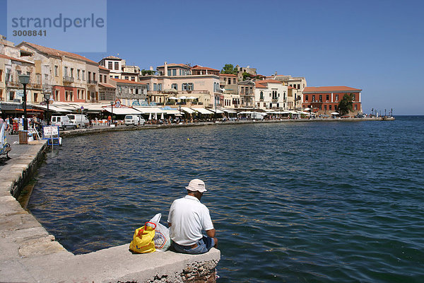 Fischereihafen Fischerhafen Europa Mann Stadt Chania Griechenland Mittelmeer