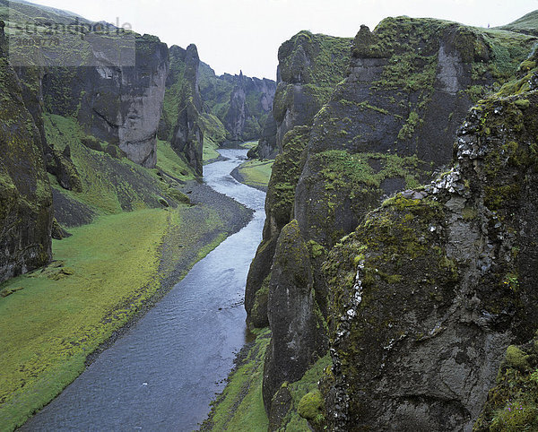 Schlucht Fjathrargljufur  bei KirkjubÊjarklaustur  Island