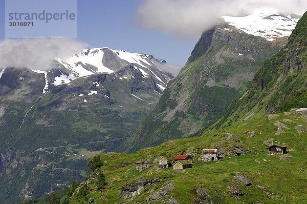 Berghütten oberhalb des Geiranger Fjord  Norwegen