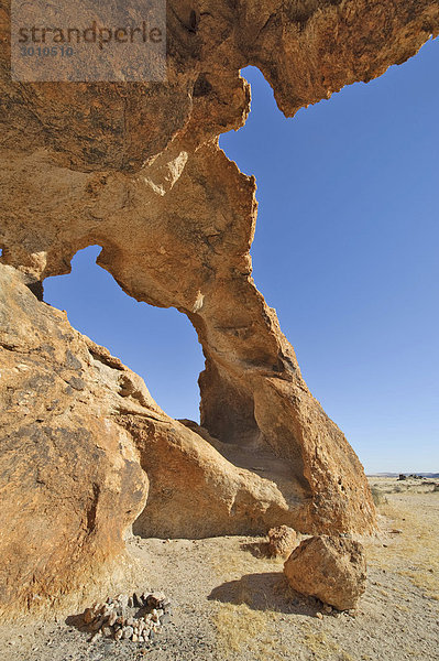 Rock Arch im Namib-Naukluft-Nationalpark  Namibia  Afrika