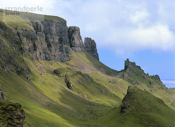 Die Felsen des Quiraing  Insel Skye  Schottland  Vereinigtes Königreich