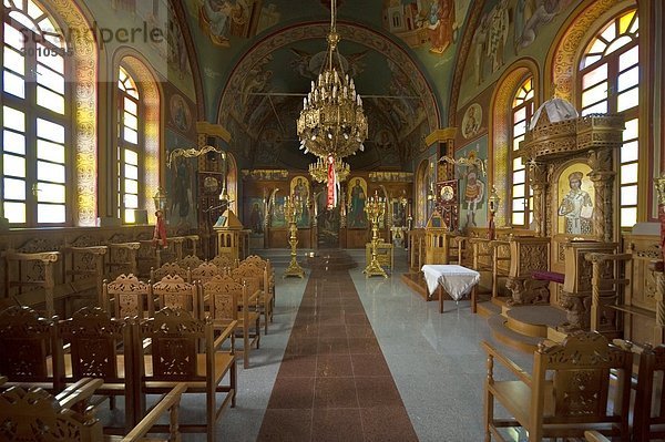 Innenansicht der Marienkirche von Lagoudi  Kos  Griechenland  Fluchtpunkt