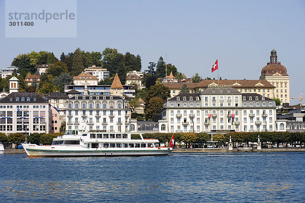 Hotel Schweizerhof am Vierwaldstätter See  Luzern  Schweiz  Europa