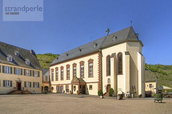 Innenhof von Kloster Machern  Bernkastel-Wehlen  Rheinland-Pfalz  Deutschland