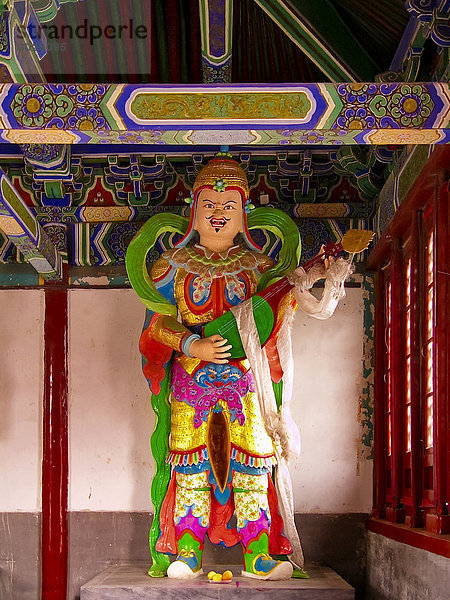 Statue im Miaoying Tempel  Peking  China