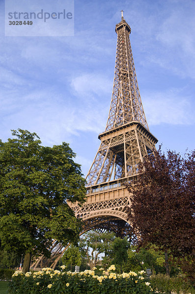 Frankreich  Paris  Eiffelturm  Tiefblick