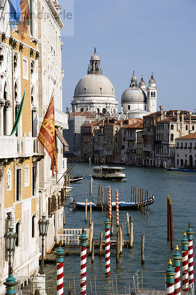 Italien  Venedig  Canal Grande  Santa Maria della Salute im Hintergrund