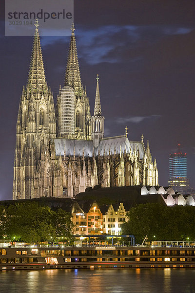Germany  Cologne  Cathedral illuminated at night