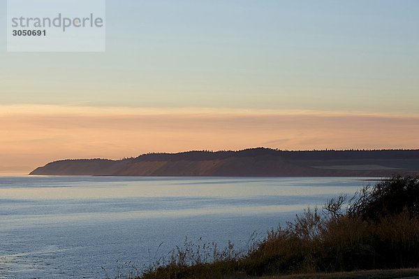 USA  US-Bundesstaat Washington  Whidbey Island  Sonnenuntergang