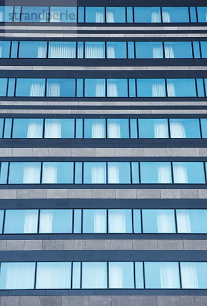 Glas Gebäude frontal