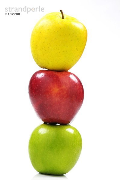 Stapel von drei Äpfel