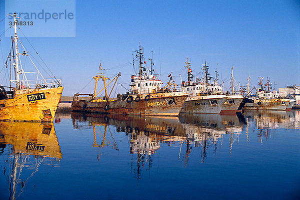 Schiffe im Hafen Dänemark.