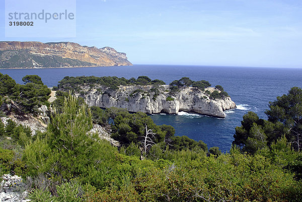 Blick auf Bucht  Calanque de Port-Pin  Frankreich
