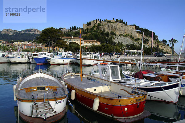 Hafen von Cassis  Calanque  Frankreich