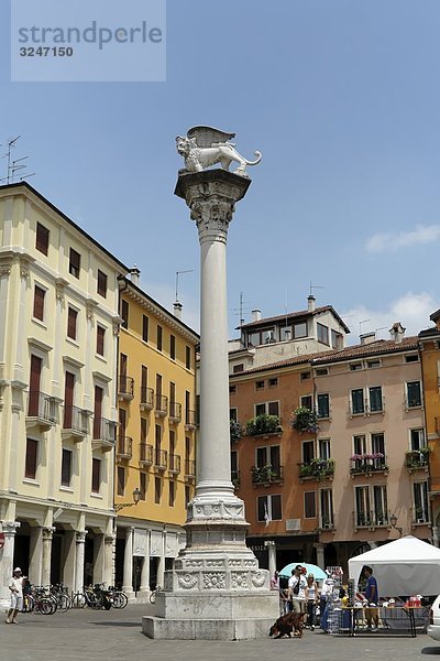 Löwensäule  Piazza Biade  Vicenza  Venetien  Italien