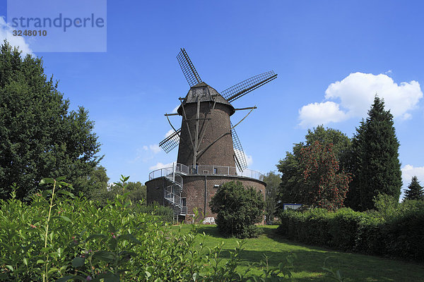 Windmühle in Duisburg  Deutschland