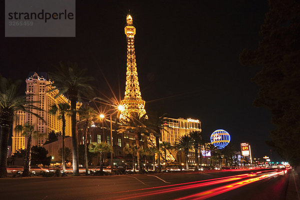 USA  Las Vegas  Hotel Paris bei Nacht