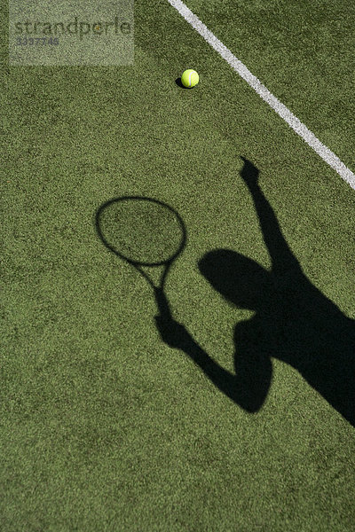 Schatten beim Tennisspielen