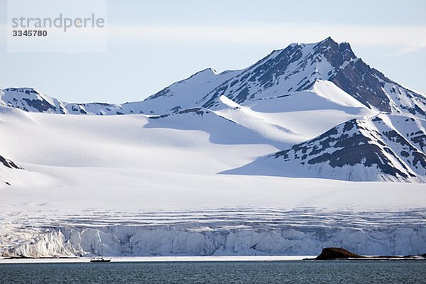 Gletscher und Borebukta  Spitzbergen  Spitzbergen  Norwegen.