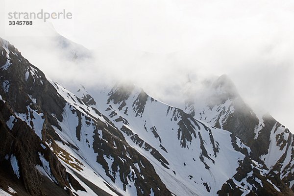 Fjelds und Wolken  Spitzbergen  Spitzbergen  Norwegen.