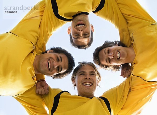 Fußballspieler im Ring