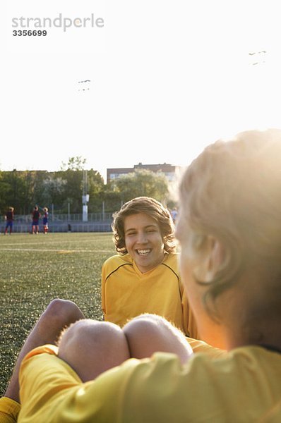 Fußballspieler in der Pause