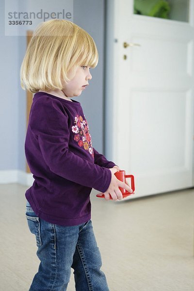 Kleines Mädchen im Vorschulalter