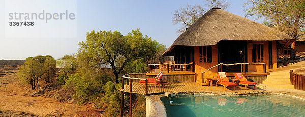Südliches Afrika Südafrika Panorama Urlaub Schwimmbad Reise Tourist Hotel Bungalow Tourismus
