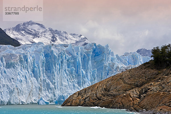 Argentinien  Südamerika  Amerika  Landschaft März 2009  Patagonien  Lago Argentino  See Perito Moreno  Perito-Moreno-Gletscher  Eis  UNESCO-Weltkulturerbe  Landschaften  Natur  Berge