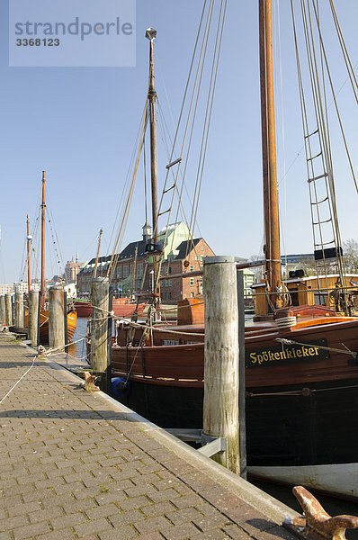 Segelschiffe Im Historischen Stadthafen  Hansestadt Rostock  Mecklenburg-Vorpommern  Deutschland  Europa