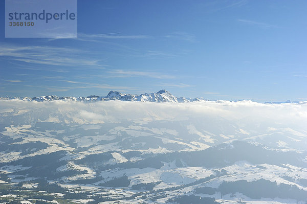 Panorama Landschaftlich schön landschaftlich reizvoll Berg Winter Wolke Hügel Schweiz