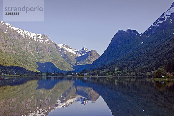 Wasser Berg Urlaub Reise Wald Holz Norwegen Fjord Skandinavien Tourismus