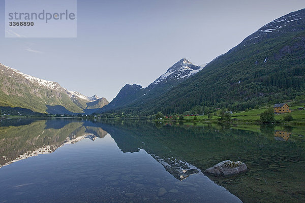 Wasser Berg Urlaub Reise Wald Holz Norwegen Fjord Skandinavien Tourismus