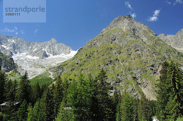überqueren Frankreich Berg Berggipfel Gipfel Spitze Spitzen französisch Holz Wandel zeigen Landschaft Grenze Italien schweizerisch Schweiz