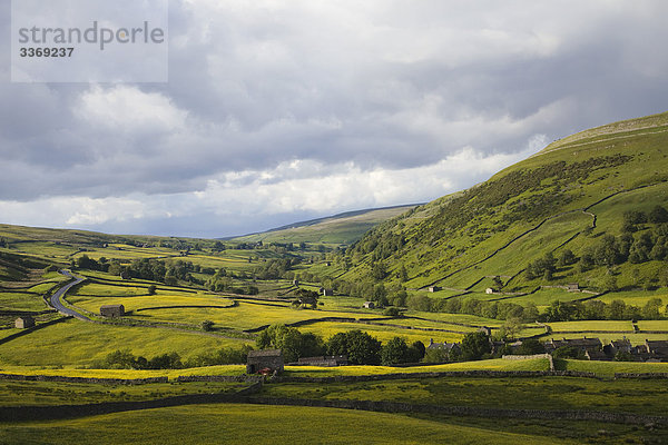 England  Yorkshire  Yorkshire Dales  Stürmisches Wetter über Swaledale