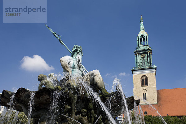 Deutschland  Berlin  Stadt  Stadt  Alexander's Place  Fernsehturm  Marien Kirche  Skulptur  Reisen  Tourismus  Ferien  Urlaub