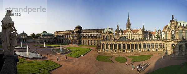 Deutschland  Dresden  Zwinger  Gebäude  Bau  Museum  Park  Statue  Reisen  Tourismus  Ferien  Urlaub