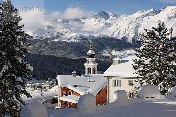 Berg Winter Dorf Alpen Kanton Graubünden Engadin Oberengadin Platz Schnee Schweiz