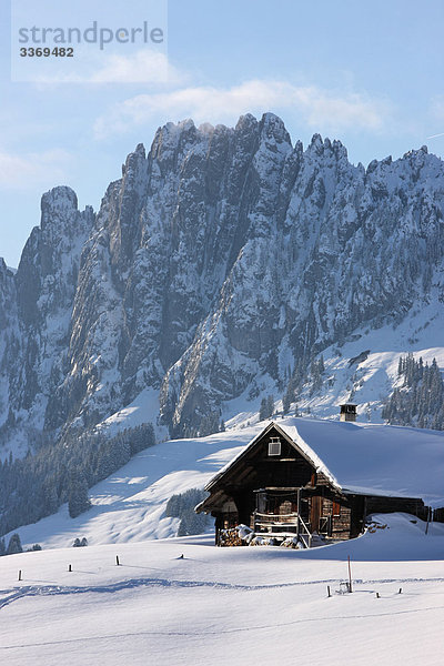 Landschaftlich schön landschaftlich reizvoll Hütte Berg Winter Kanton Bern Schnee Schweiz Berghütte