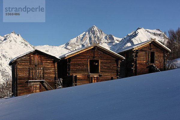 Landschaftlich schön landschaftlich reizvoll Hütte Berg Winter 3 Schnee Schweiz Berghütte Kanton Wallis