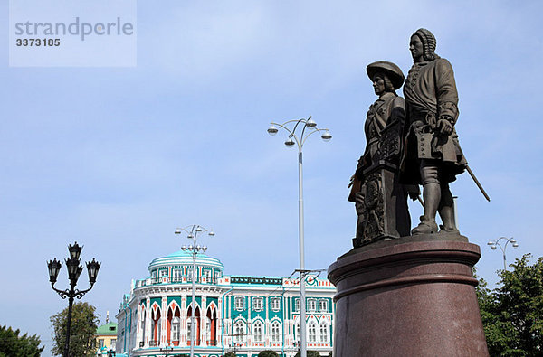 Statue der Gründer von Jekaterinburg